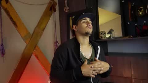 massimo_vidal online show from September 10, 12:48 pm