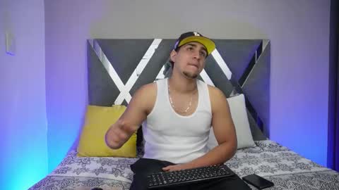 massimo_vidal online show from October 11, 3:10 am