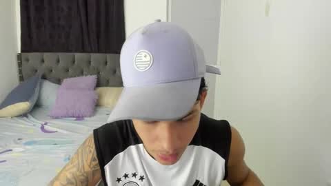 master_boy28 online show from October 11, 12:47 am