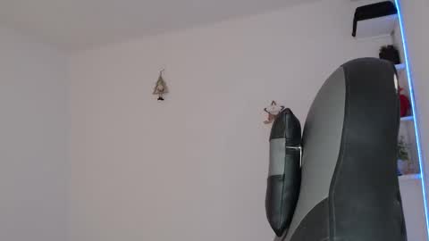 Alpha junior online show from March 13, 2:35 pm