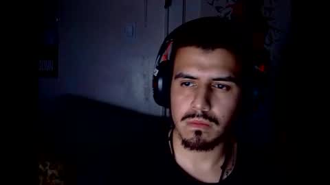 mastergoku945657 online show from January 14, 8:31 am