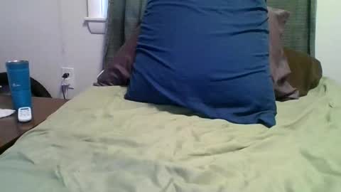 Snapshot of masterofejackulation chatting on October 19, 7:17 pm masterofejackulation online show from October 19, 7:17 pm