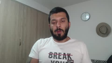 Snapshot of masterofinfatuation chatting on January 20, 12:25 am   online show from January 20, 12:25 am