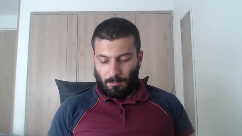 Snapshot of masterofinfatuation chatting on December 13, 6:27 pm   online show from December 13, 6:27 pm