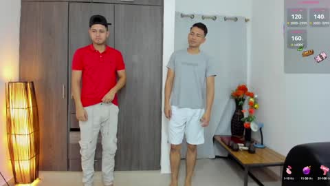 Team Cris Darwin- Fernando- Stiven- David online show from January 18, 11:11 am