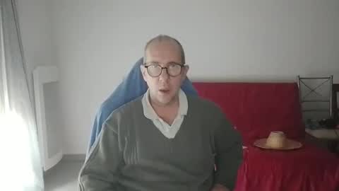 mat11efou online show from October 30, 8:38 am