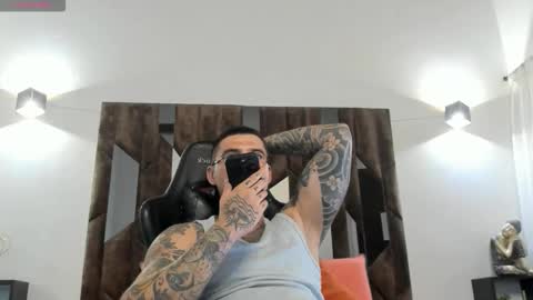 mateo_dilucajs1 online show from November 8, 7:28 pm