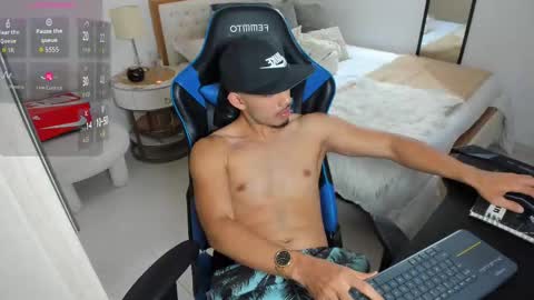 Matt online show from October 10, 7:51 pm