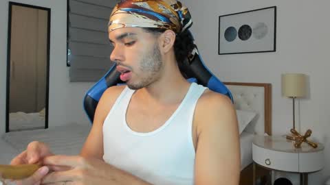 Matt online show from December 10, 6:06 pm