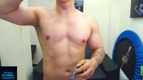 Mateo online show from October 9, 10:25 pm