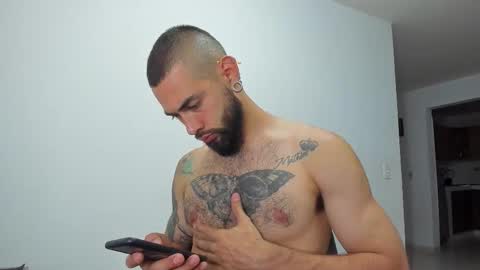 Snapshot of matheusbeard2 chatting on October 25, 10:55 pm Matheus     online show from October 25, 10:55 pm