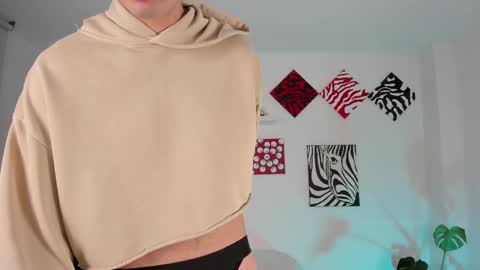 Snapshot of mathew_conelly chatting on October 8, 9:08 pm Matt online show from October 8, 9:08 pm