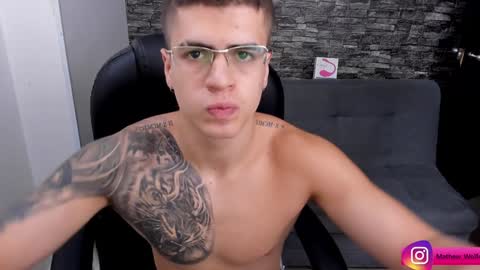 Mathew Independent model online show from December 26, 4:25 pm