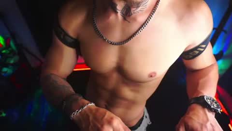 matius online show from August 9, 4:18 am