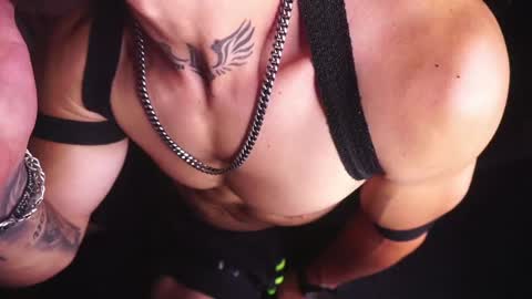 matius online show from April 25, 6:27 pm