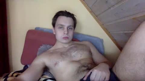 Snapshot of matko1492 chatting on February 15, 9:38 am matko1492 online show from February 15, 9:38 am