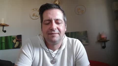 matrike1 online show from January 26, 1:04 pm