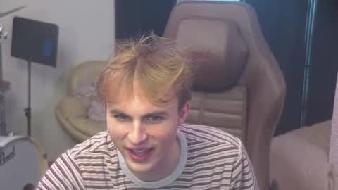 Matt Cash online show from October 16, 1:24 am