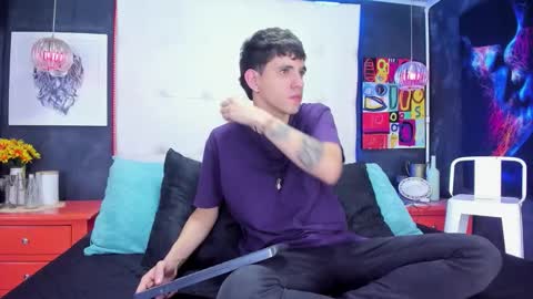 ---Matteo--- online show from October 21, 4:04 am