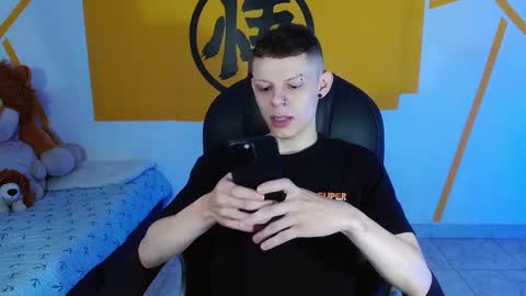 Snapshot of matthewboy_ chatting on February 9, 1:03 pm MatthewBoy online show from February 9, 1:03 pm