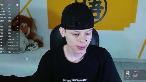 Snapshot of matthewboy_ chatting on January 19, 1:55 pm MatthewBoy online show from January 19, 1:55 pm