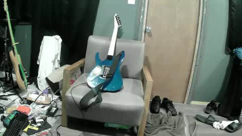 mattskiba89 online show from September 19, 6:25 am