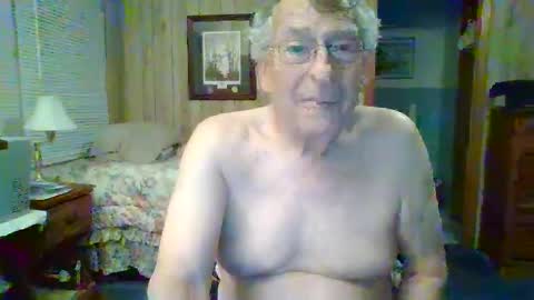 Snapshot of maturecouple1954 chatting on February 7, 8:22 am SXECPL55 at G mail Dot Com online show from February 7, 8:22 am