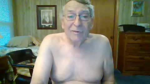 Snapshot of maturecouple1954 chatting on January 25, 12:58 pm SXECPL55 at G mail Dot Com online show from January 25, 12:58 pm