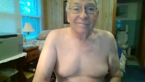 Snapshot of maturecouple1954 chatting on January 9, 12:52 pm SXECPL55 at G mail Dot Com online show from January 9, 12:52 pm