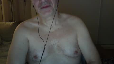 maturehotman online show from December 21, 7:24 am