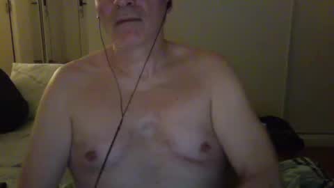 maturehotman online show from December 10, 10:27 pm