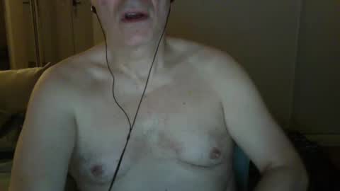 maturehotman online show from December 23, 7:06 am