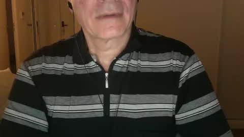 maturehotman online show from January 26, 5:44 pm