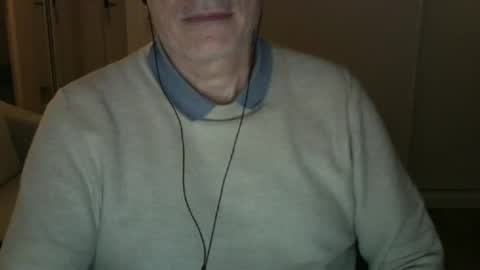 maturehotman online show from February 16, 5:59 pm