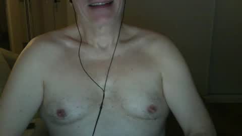 maturehotman online show from February 26, 7:36 pm