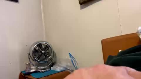 Snapshot of maturejerky chatting on October 15, 6:26 pm maturejerky online show from October 15, 6:26 pm