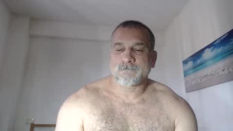 mauro1971 online show from April 10, 12:45 pm