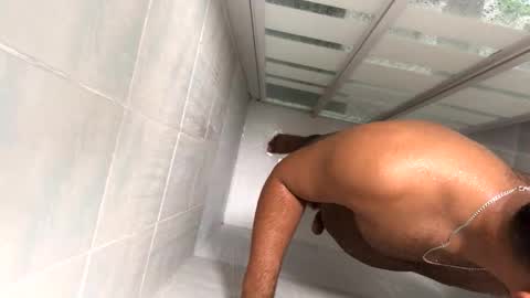 mauroo2025 online show from September 9, 6:18 pm