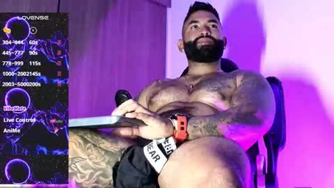 max__prada online show from October 3, 2:05 am