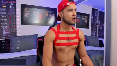 Max Conor online show from February 4, 7:11 pm