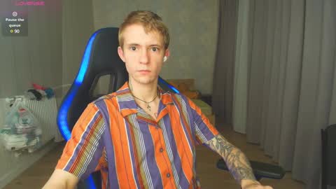 Max Gen with tats 24years  And Ethan without tats 20 years online show from December 22, 11:31 pm