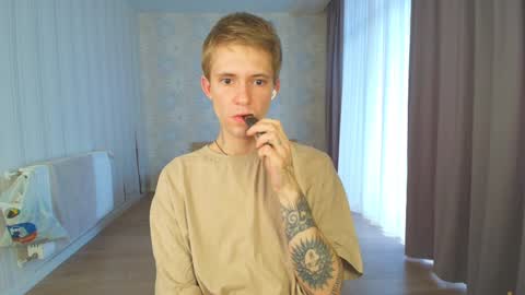 Max Gen with tats 24years  And Ethan without tats 20 years online show from December 8, 6:11 am