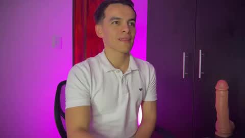 Max Lancaster online show from January 24, 10:51 pm