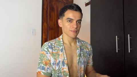 Max Lancaster online show from December 31, 10:23 pm