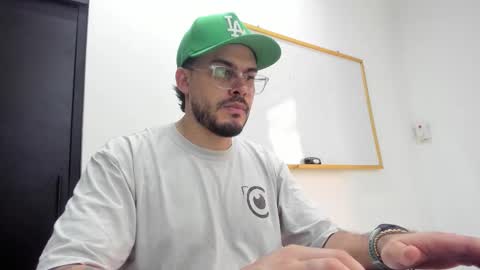 max_lothbrok online show from March 19, 10:02 pm