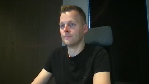 Max take off clothes online show from January 23, 8:04 am