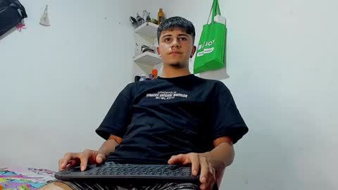 Max online show from January 6, 6:58 am