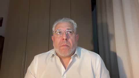 maxbillo online show from April 13, 7:36 pm