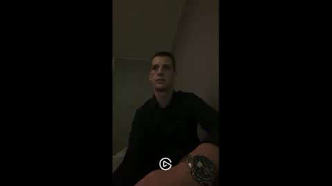 Max online show from December 30, 10:55 pm