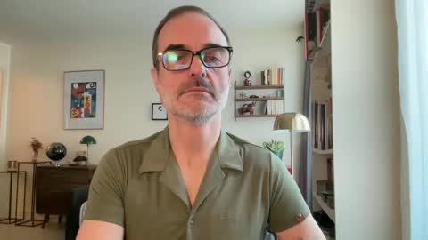 Max Mikado online show from February 3, 1:40 pm